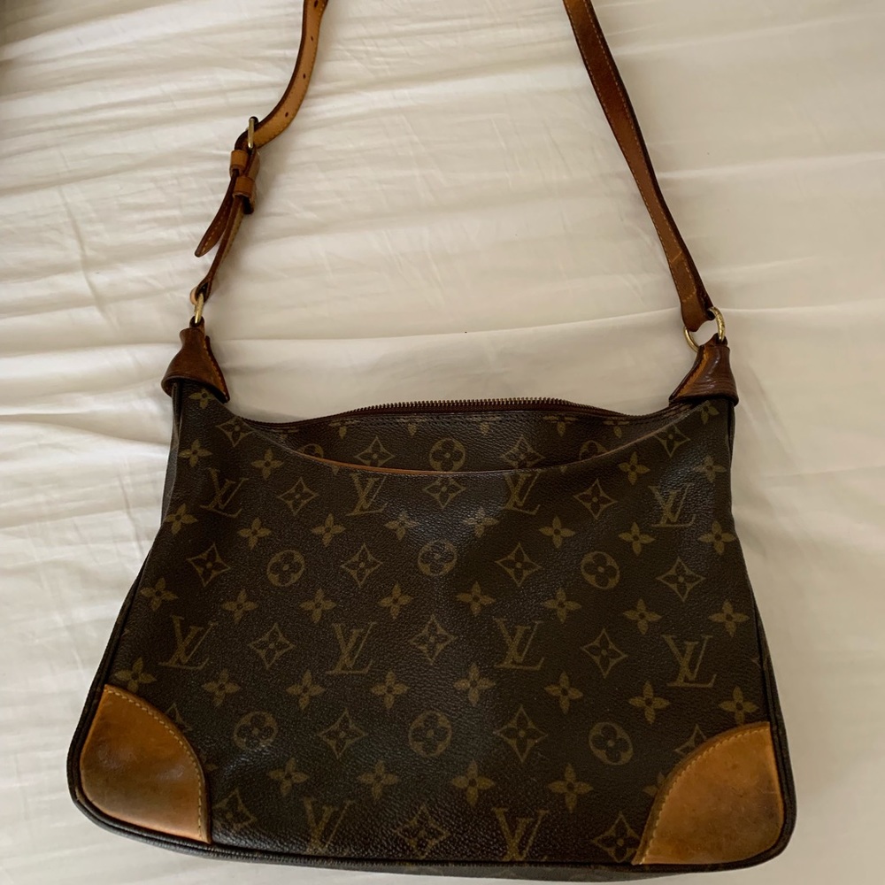 Louis Vuitton shoulder bag/cross bag